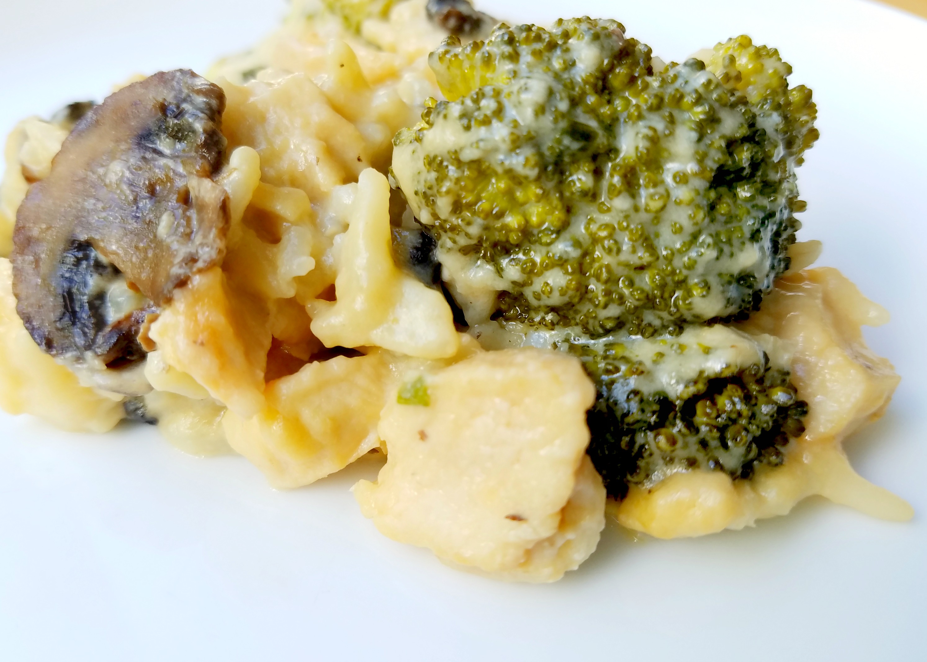 Cheesy chix casserole